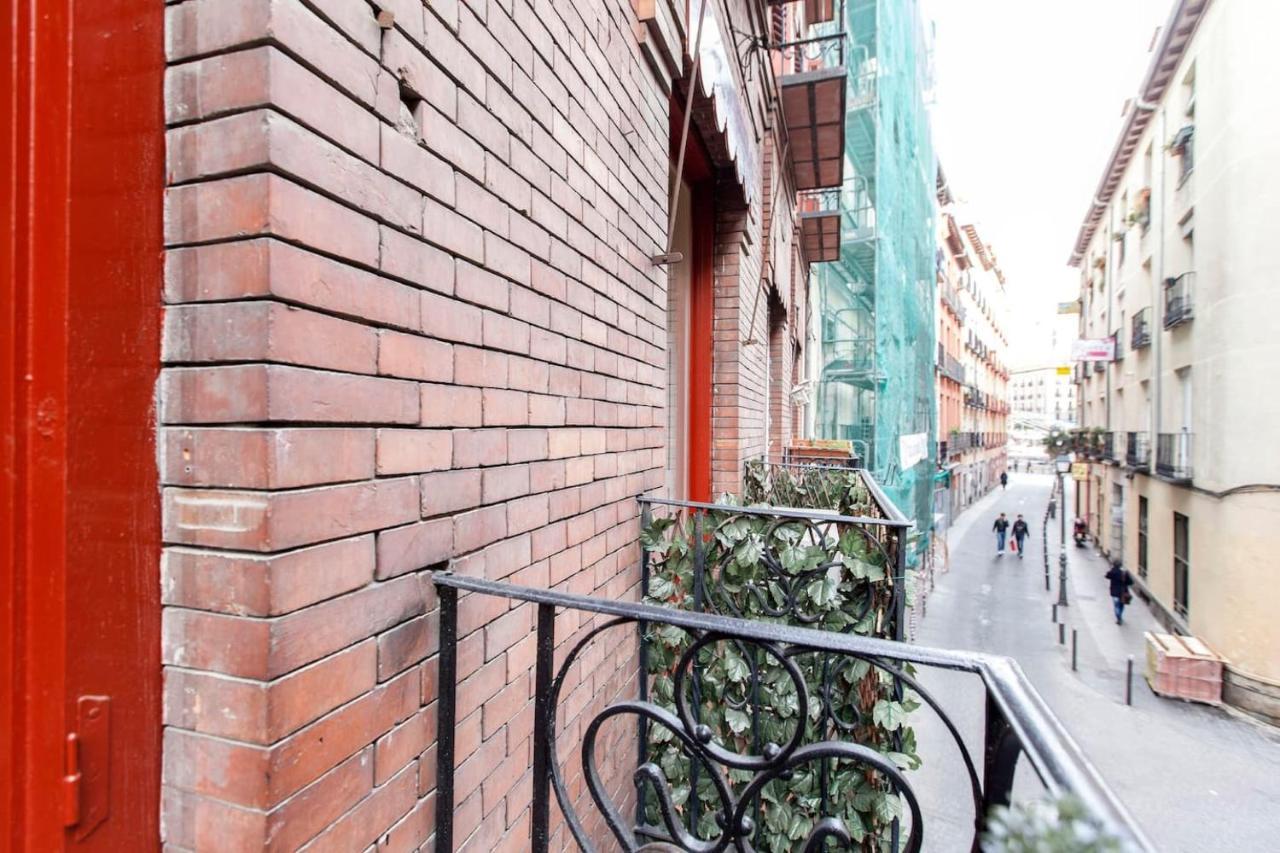 La Casa De La Luna Madrid Exterior foto